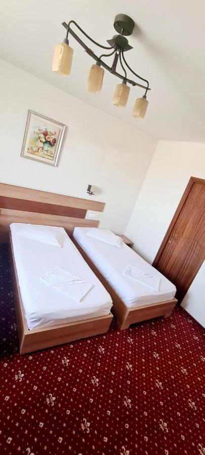 Motel Cool Bărcăneşti 部屋 写真